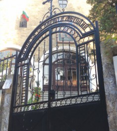 Service image